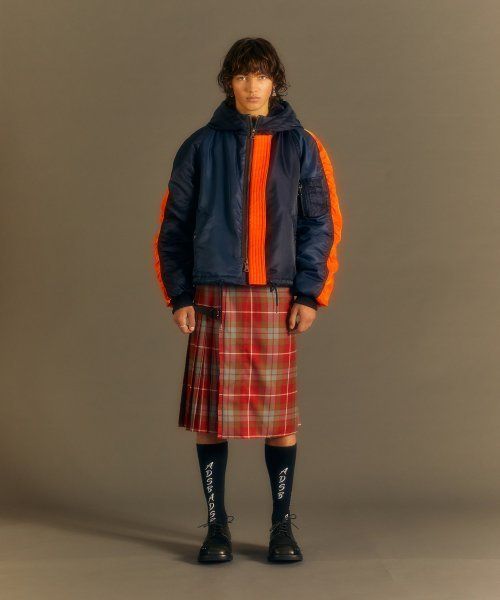 【ANDERSSON BELL】UNISEX N2B BOMBER JACKET awa566u ANDERSSON BELL】UNISEX N2B BOMBER JACKET awa566u (ANDERSSON