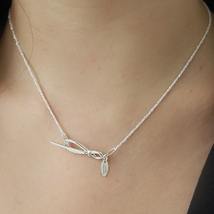 ネックレス・ペンダント August Harmony 925silver Sparkle Knot Necklace BMH1767 August Harmony 925silver Sparkle Knot Necklace BMH1767