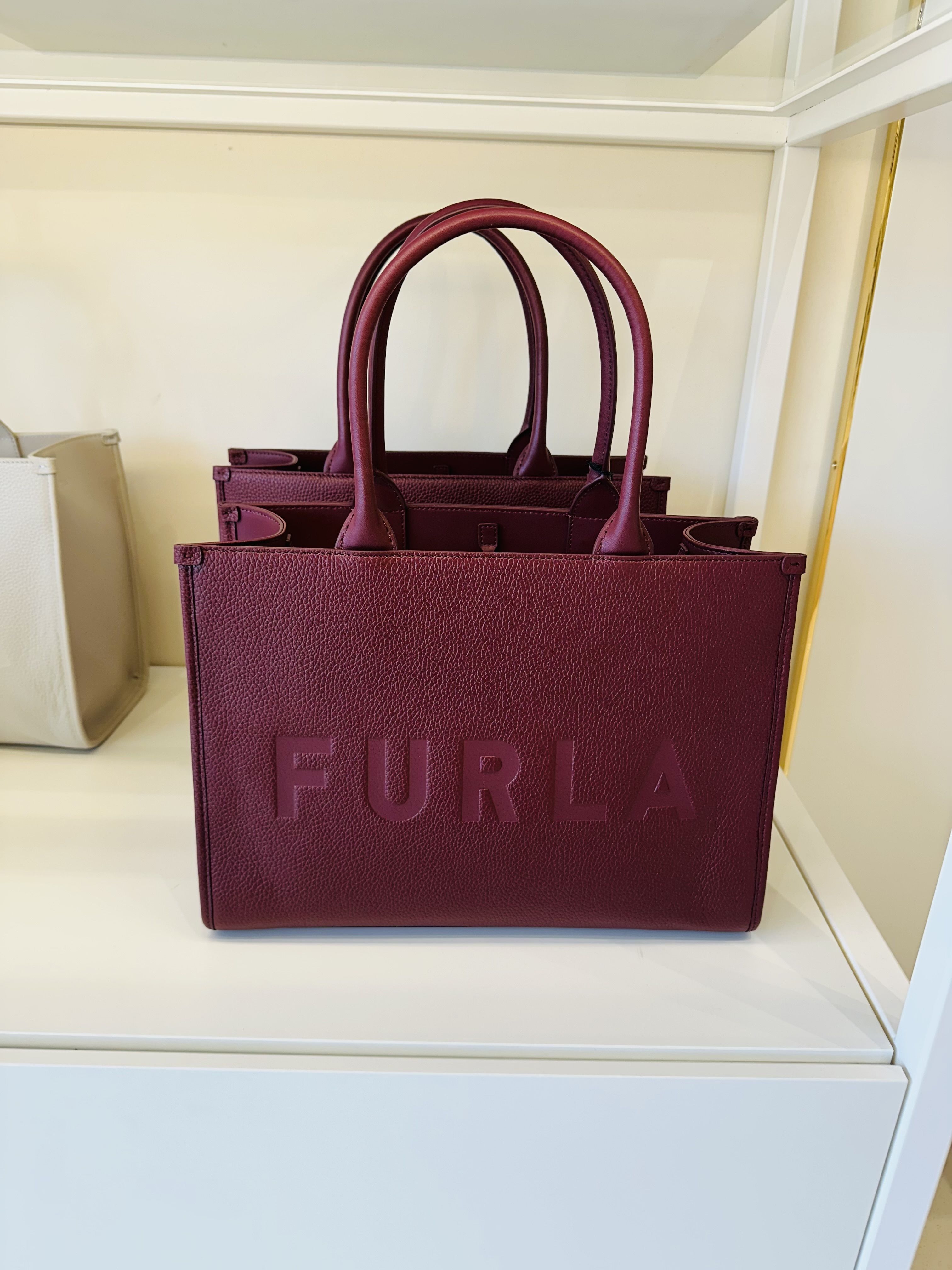 Furla トートバッグ
