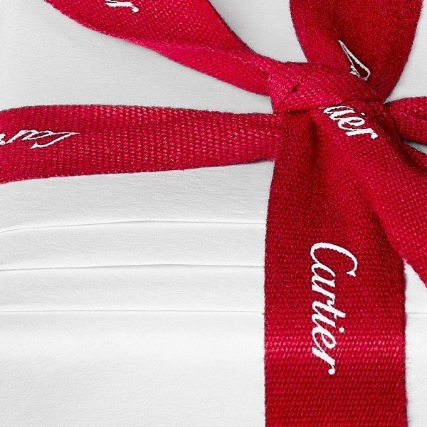 国内直営 **Cartier** キーリング ダブルC ロゴ Giftにも