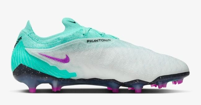最新サッカースパイク！☆Nike Phantom GX Elite☆お早めに