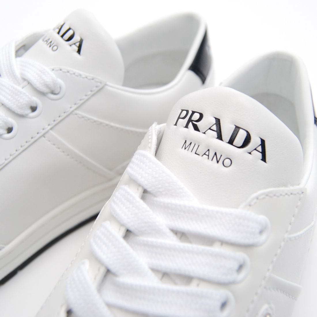 関税負担なし☆PRADA プラダ ダウンタウン レザー スニーカー