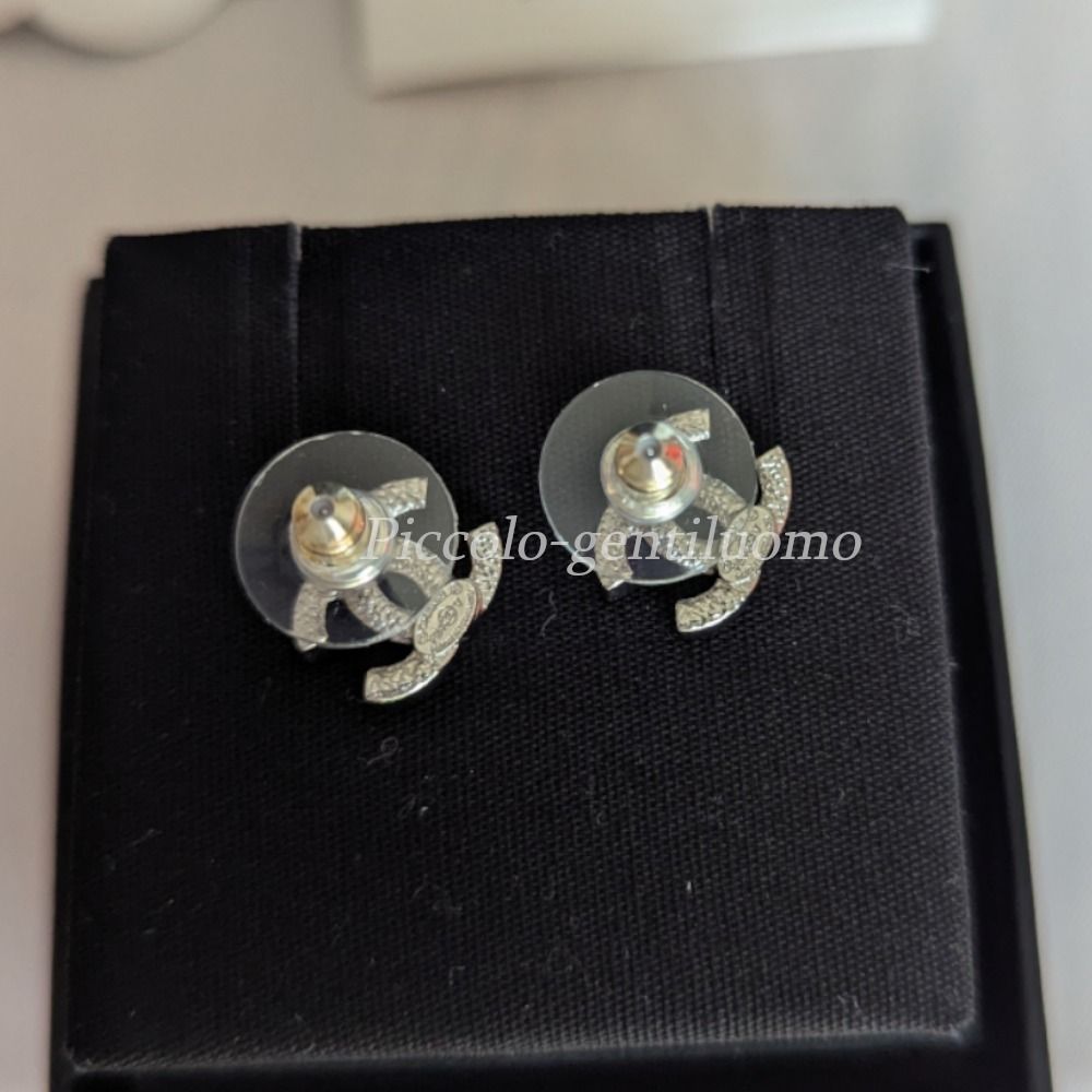 シンプルなCCロゴ♡CHANEL シャネル ピアス (CHANEL/ピアス
