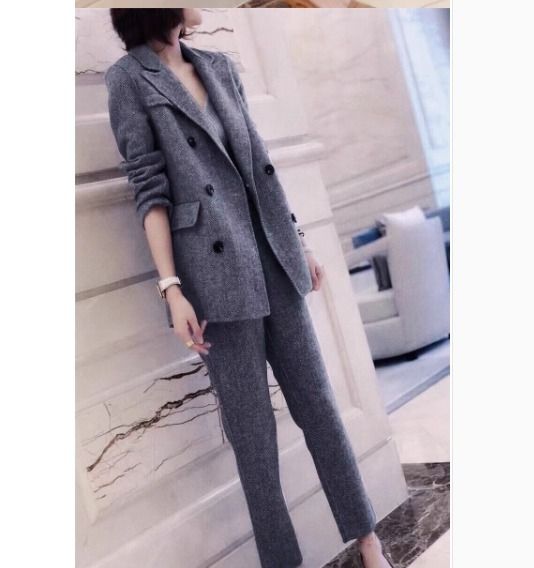 韓国 大人上品 セットアップ パンツスーツ 2色 ヘリンボーン 韓国 大人上品 セットアップ パンツスーツ 2色 ヘリンボーン