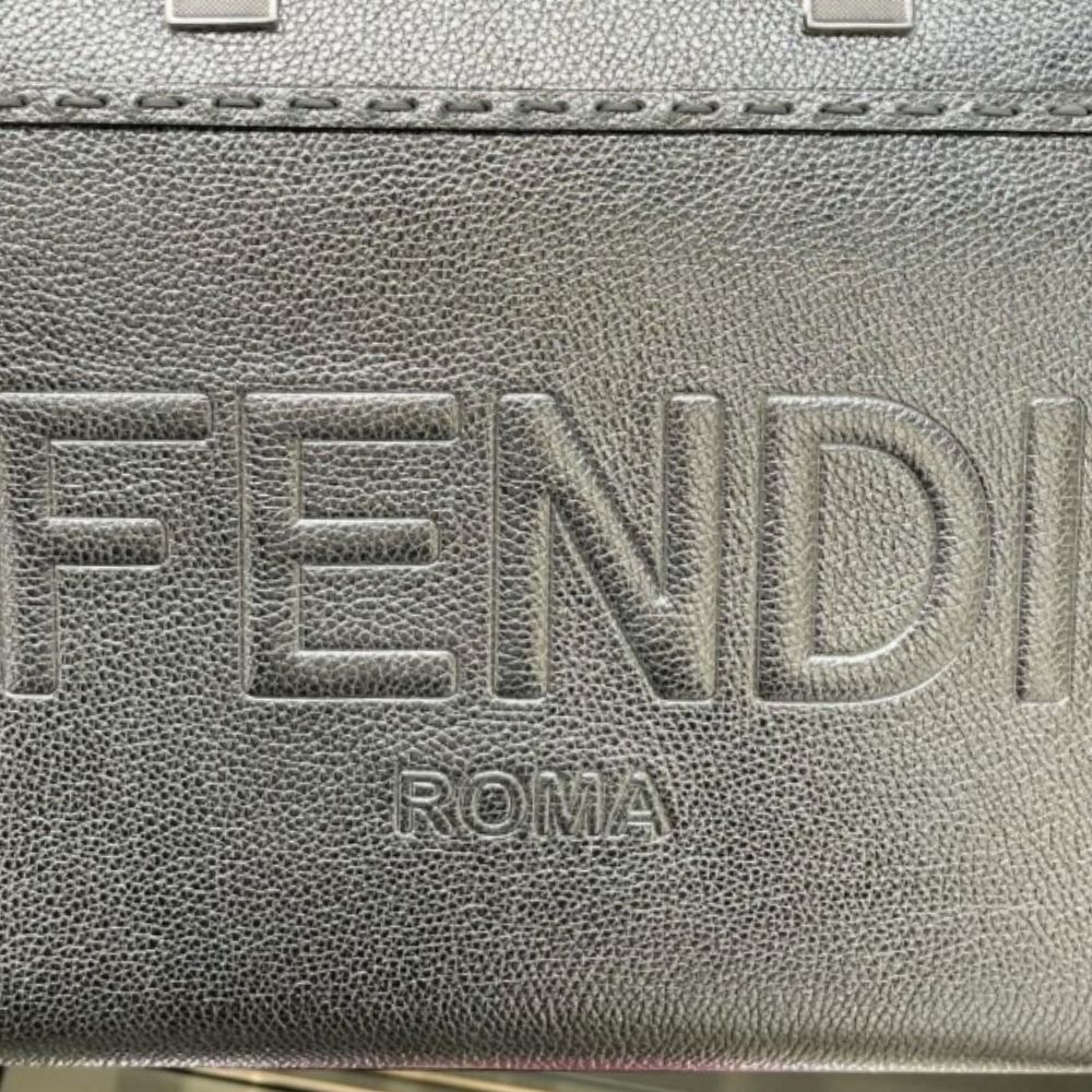 23FW【FENDI】フェンディ サンシャイン スモール シルバーレザー 23FW【FENDI】フェンディ サンシャイン スモール シルバーレザー