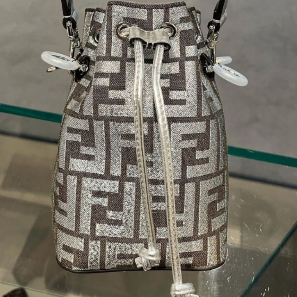 【FENDI】モン トレゾール ラミネートFFジャカード ミニバッグ FENDI】モン トレゾール ラミネートFFジャカード ミニバッグ