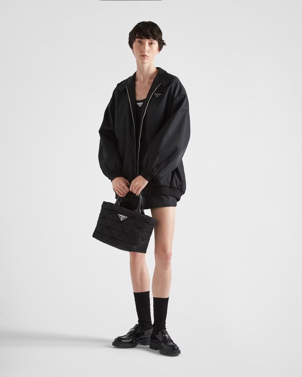 【25AW】新作 ミディアム パデッドRe-Nylon バッグ ◆プラダ◆ ミディアム パデッドRe-Nylon ショルダーバッグ(X248G007)｜阪急
