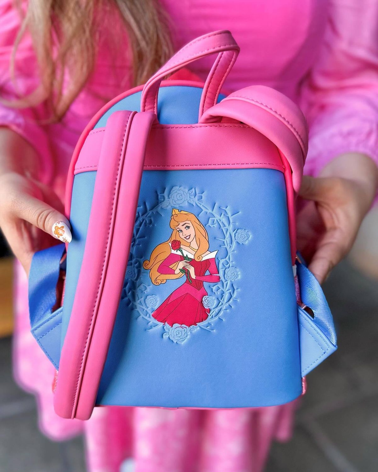 海外限定◇Loungefly◇眠れる森の美女 オーロラ姫 リュック (Disney 