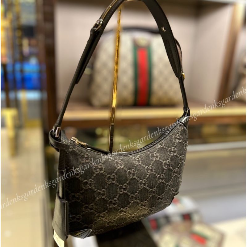すぐ届く GUCCI ホースビットスリム スモール ショルダーバッグ
