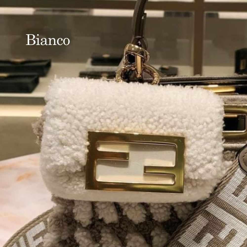 FENDI ブラウンファーチャーム 保存袋付き