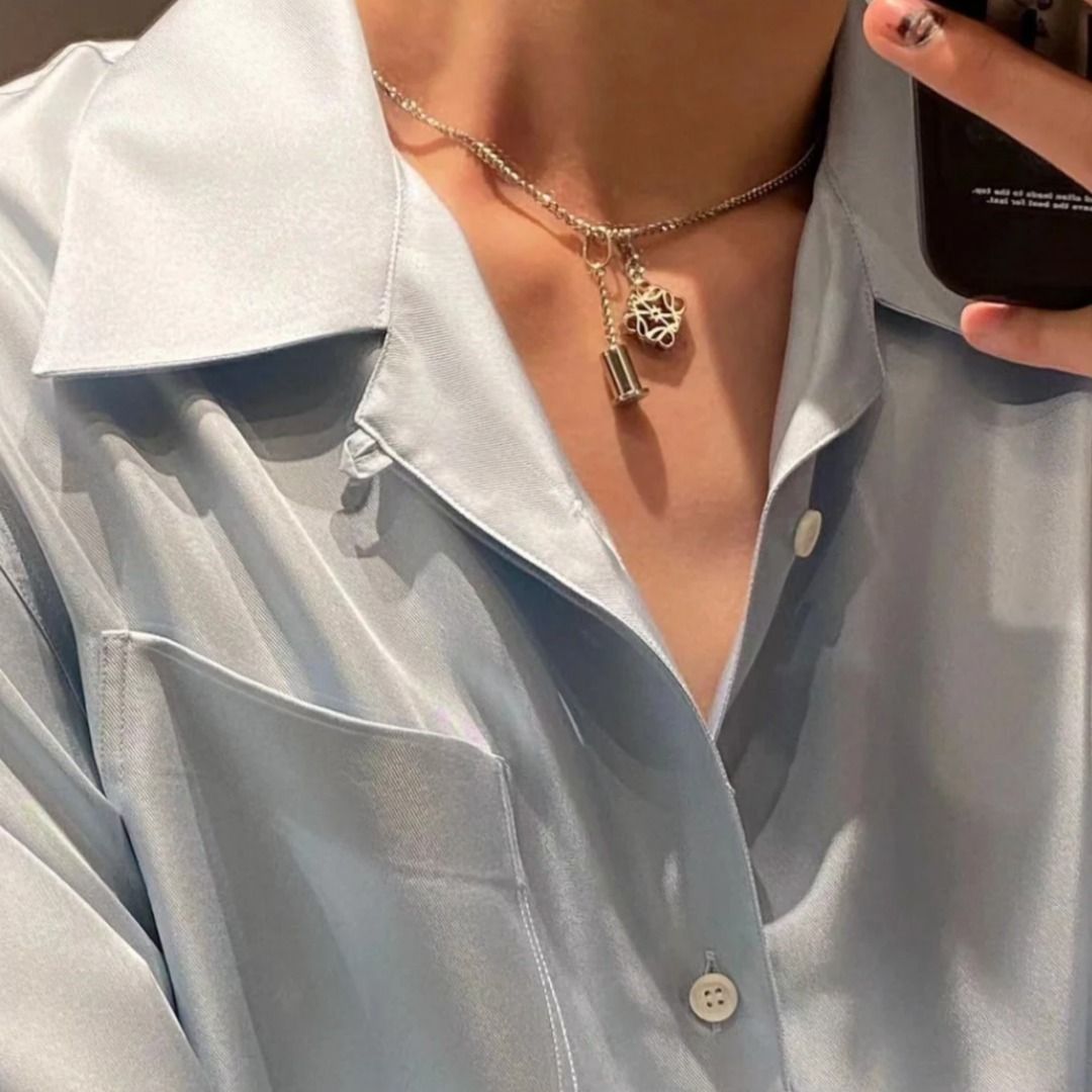 LOEWE ロエベ 人気 アナグラム ネックレス シルバー ゴールド
