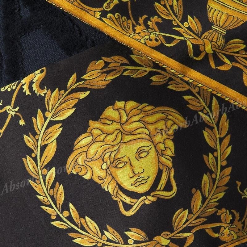 23AW NEW】VERSACE_men / ロゴ バロック コットン バスローブ