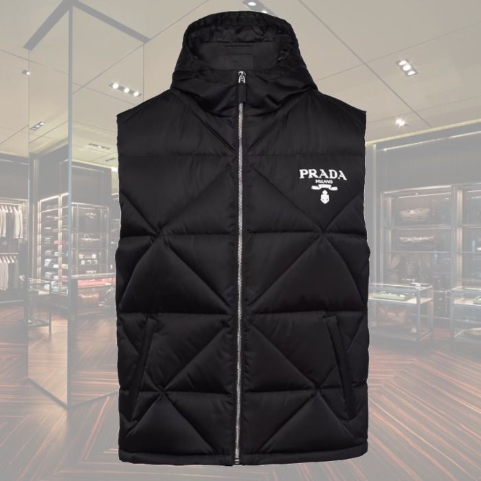 23AW】新作 Re-Nylon ダウンベスト ◇プラダ◇ (PRADA/ダウン