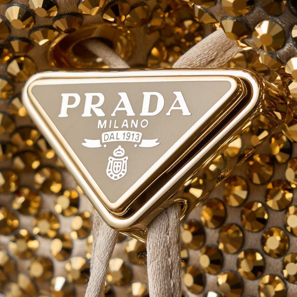 【PRADA】トライアングルロゴ★ファーショルダーバッグ PRADA】レザー ロゴ トライアングル バッグ ショルダー ファー