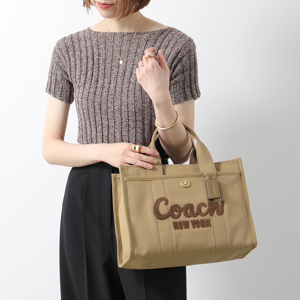 人気商品の再入荷情報をお届け！ ハンドバッグ COACH CARGO (Coach CP158 トート カーゴ TOTE バッグ