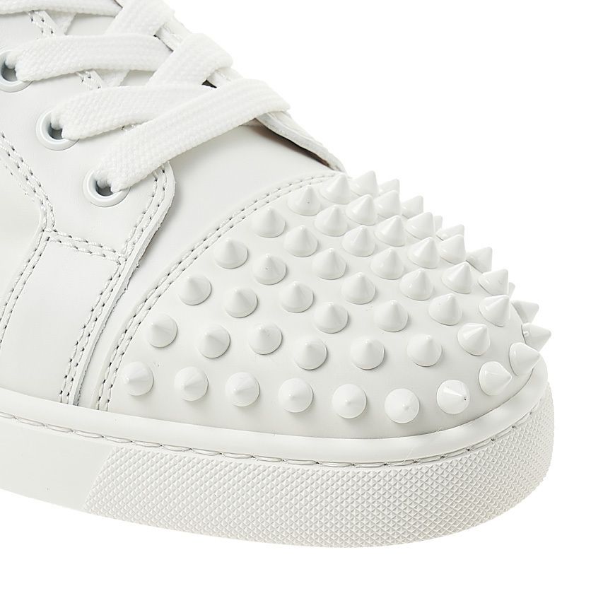 【CHRISTIAN LOUBOUTIN】送料/関税込 Louis Spikes スニーカー CHRISTIAN LOUBOUTIN】送料/関税込 Louis Spikes スニーカー