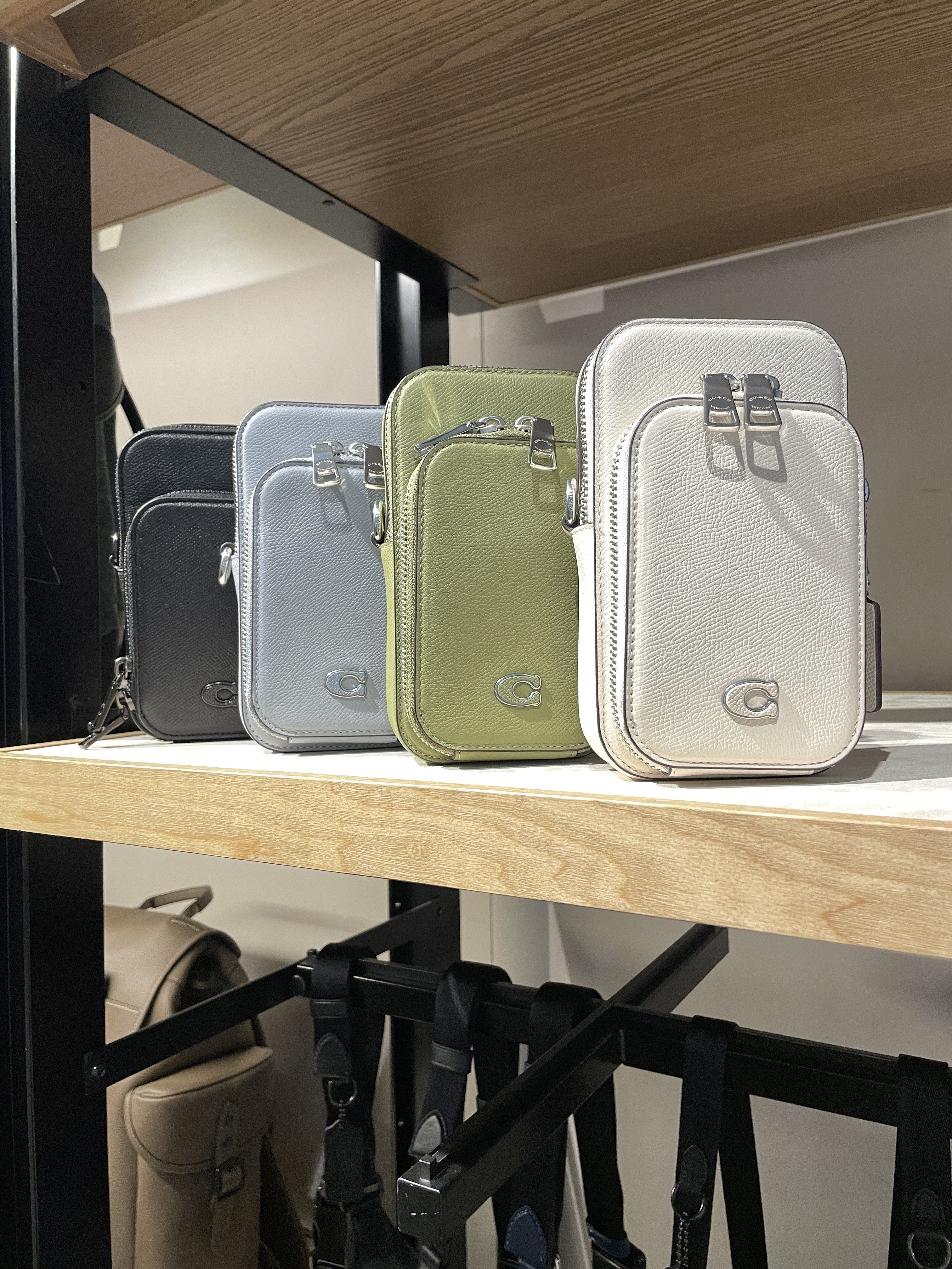 COACH コーチ バッグ ショルダーバッグ スマホショルダー