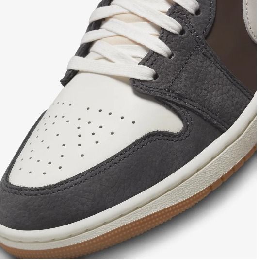 ★Nike★Jordan 1 Low Kkachi 23cm~29cm★送料・関税込★ ☆Nike☆Jordan 1 Low Kkachi 23cm~29cm☆送料・関税込☆ (Nike