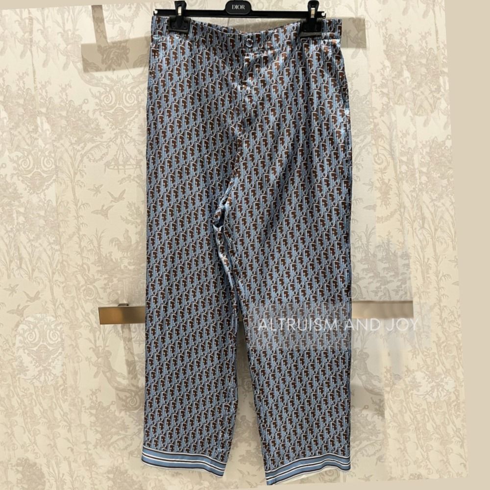 【夏コーデを完成させるボトムス♪】DIOR ショートパンツ 颯爽とカジュアルに♡【DIOR】ショートパンツ オブリーク ボトムス