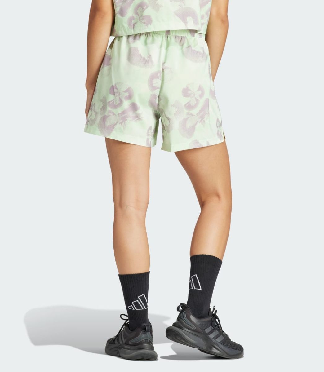 adidas - adidas originals farm 人気 花柄 ショートパンツ M～L