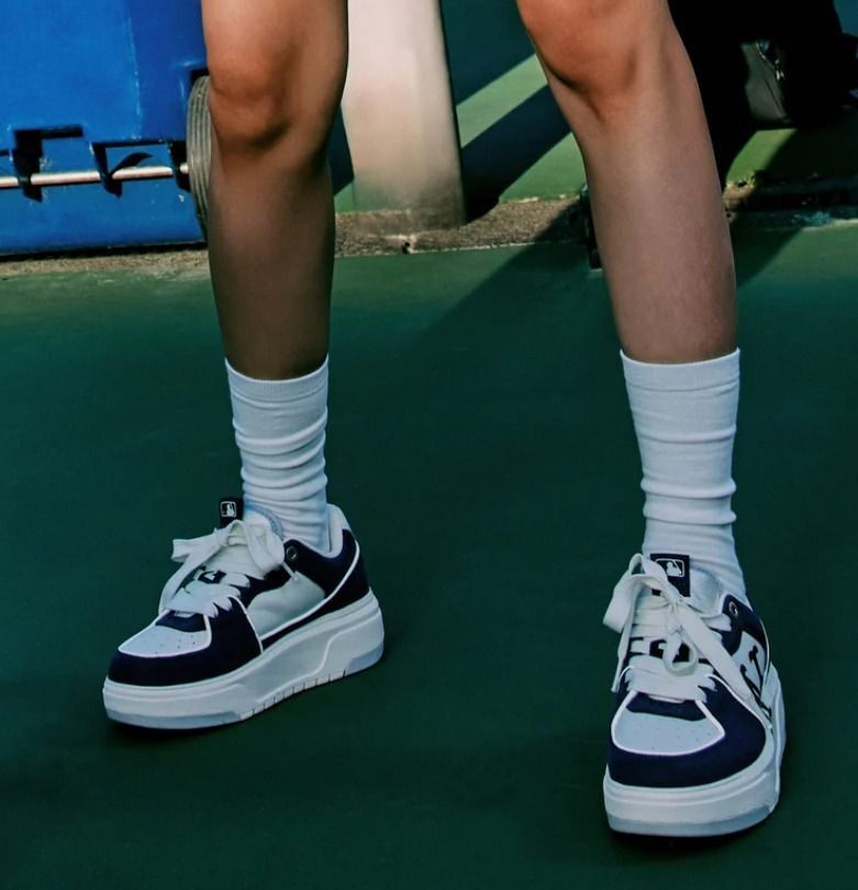 ☆韓国の人気☆【MLB】☆Chunky LINER BASIC S.D☆スニーカー