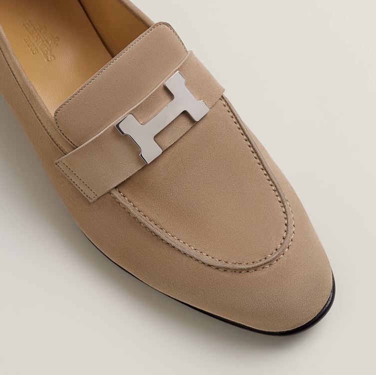 エレガントな足元に♪ HERMES パリ モカシン ローファー レザー モカシン 《パリ》 | Hermès - エルメス-公式サイト