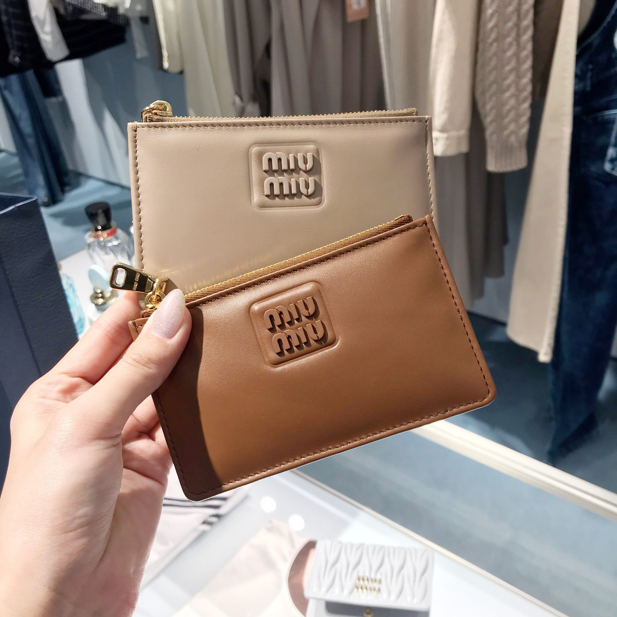 ☆MIUMIU☆レザー エンベロープ財布♪フラグメントケース♡ (MiuMiu 