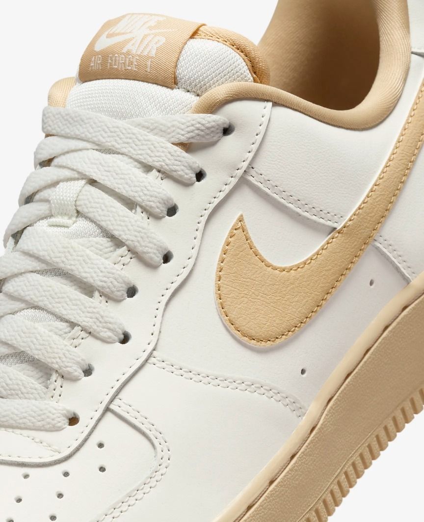 ☆韓国の人気☆【NIKE】☆W AIR FORCE 1 '07 ナイキ☆22-26cm☆ ☆韓国の人気☆【NIKE】☆W AIR FORCE 1 '07 ナイキ☆22-26cm