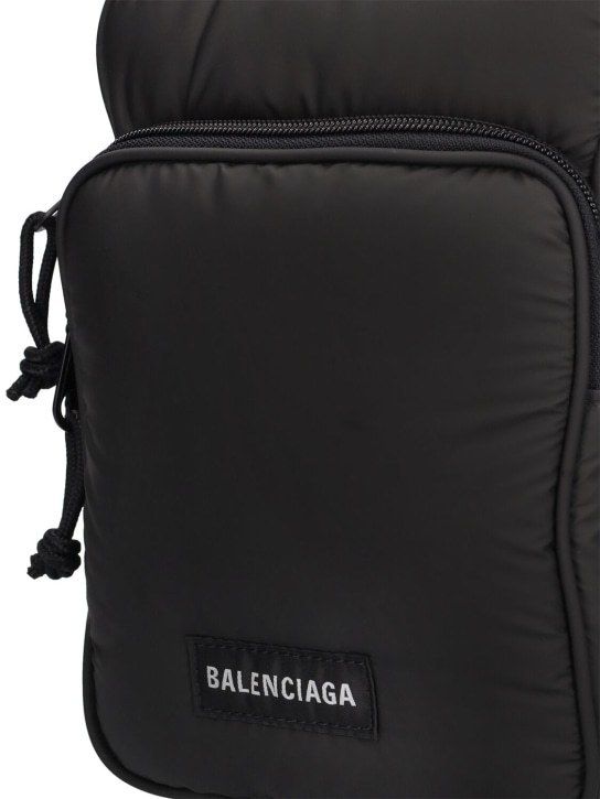 人気☆関税込【BALENCIAGA】Explorer クロスボディバッグ