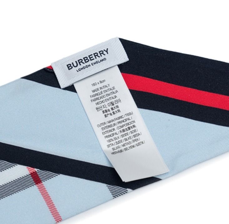 Burberry♦モンタージュプリント シルク スキニースカーフ 大人気*Burberry*モンタージュプリント シルク スキニースカーフ