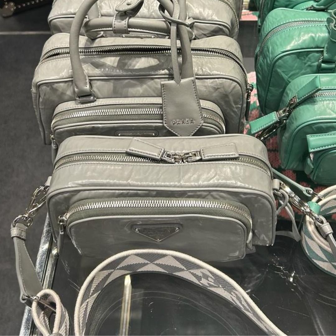 ☆PRADA / プラダ☆ナッパ・アンティークレザーショルダーバッグ