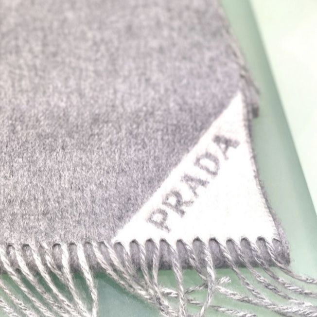 楽天市場】カシミヤ マフラー pradaの通販