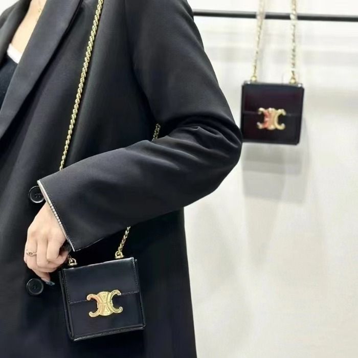 ★Celine★ミニボックス バッグ チェーンストラップ付き ☆Celine☆ミニボックス バッグ チェーンストラップ付き (CELINE