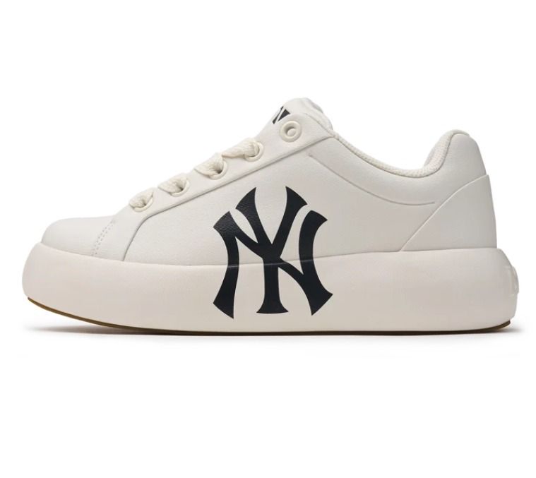 ★韓国の人気★【MLB】★Chunky classic base heel monogra.m★ ☆韓国の人気☆【MLB】☆Chunky classic base heel monogra.m