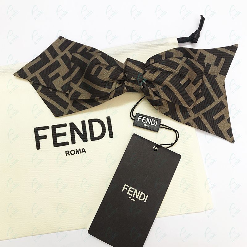 ❤フェンディFENDI バレッタ エアアクセサリー 二組送料無料匿名配送