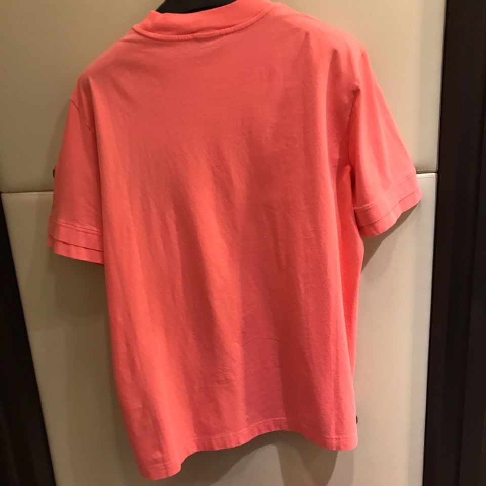 パリ直営店買付!【MONCLER】バックスタイルロゴTシャツ☆２色 パリ直営店【MONCLER】バックデザイン縦マルチロゴTシャツ☆2色