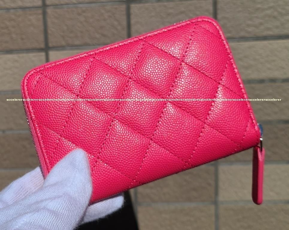 国内即発 CHANEL19 折りたたんでお札も入る フラグメントケース 国内即発 CHANEL19 折りたたんでお札も入る フラグメントケース