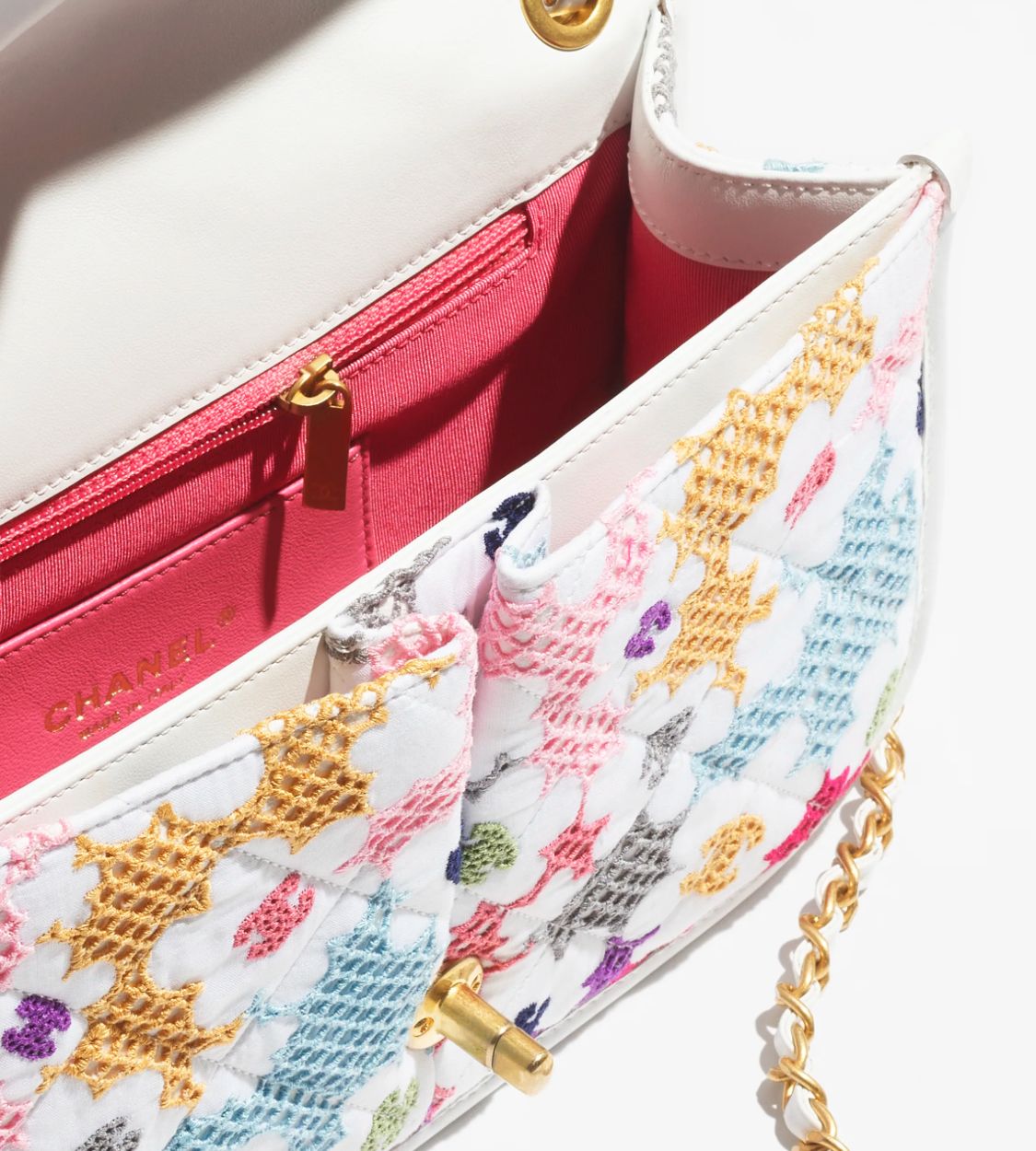 【入荷極小】CHANEL 2024 クルーズ 限定 ファーネックレス org.jpg