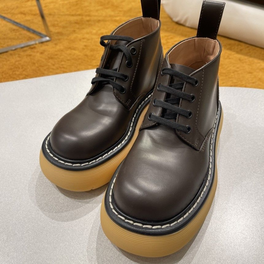 ボッテガヴェネタ レースアップブーツ ブラックラグ レースアップブーツ| Bottega Veneta® 日本