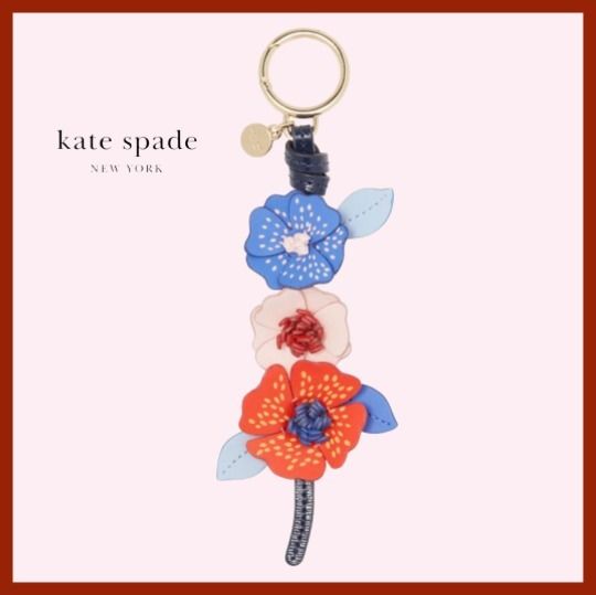 kate spade】Dottie Bloom ＊ フラワー キーフォブ (kate spade new