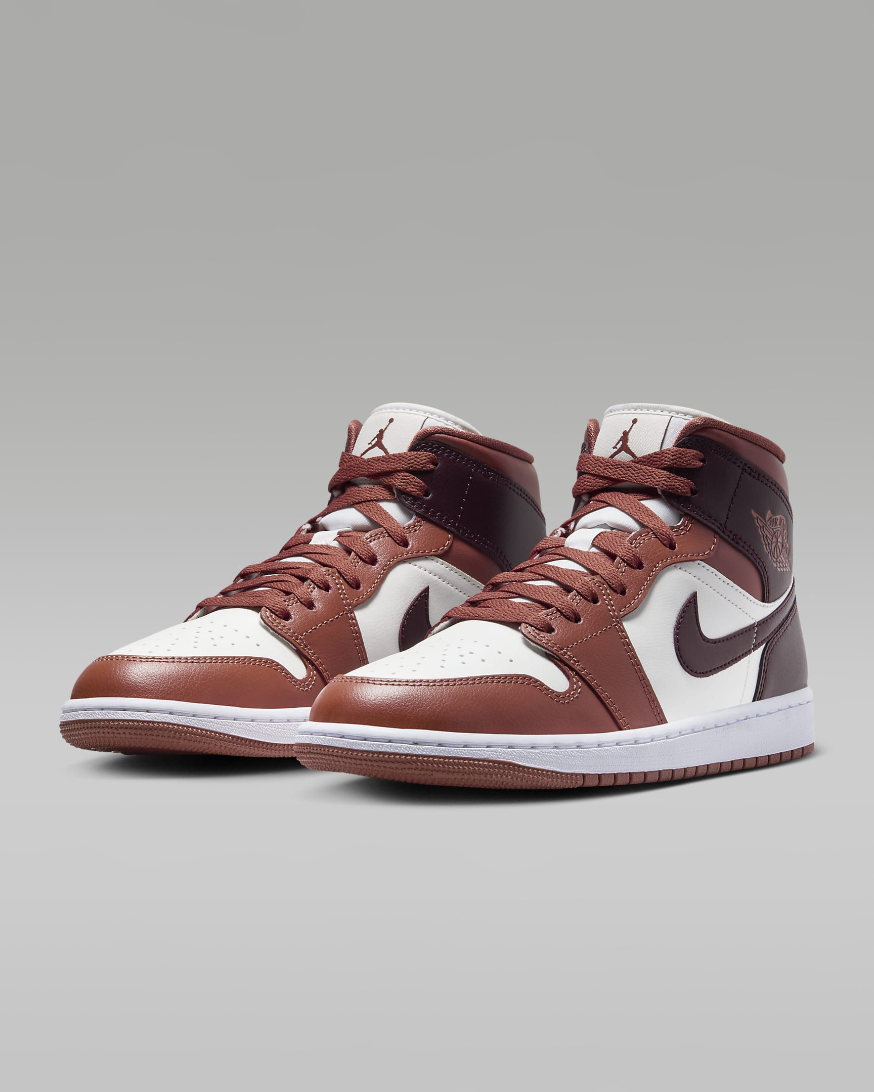 ★NIKE★大人気★AIR JORDAN 1 MID エアジョーダン1★追跡可 ☆NIKE☆大人気☆AIR JORDAN 1 MID エアジョーダン1☆追跡可