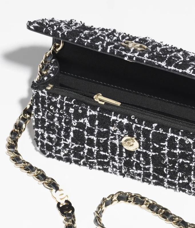 エレガント♡【CHANEL】フォンケース エレガント＊シンプル【CHANEL】フォンケース