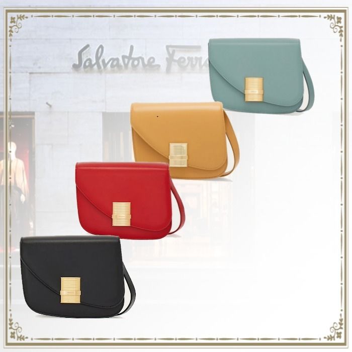ショルダーバッグ・ポシェット SALVATORE FERRAGAMO CUT OUT MINI BAG FERRAGAMO フェラガモ ショルダーバッグ CUT OUT 214956 763397