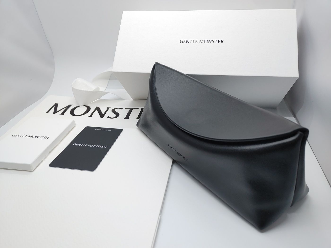 Tote 01 | Gentle Monster