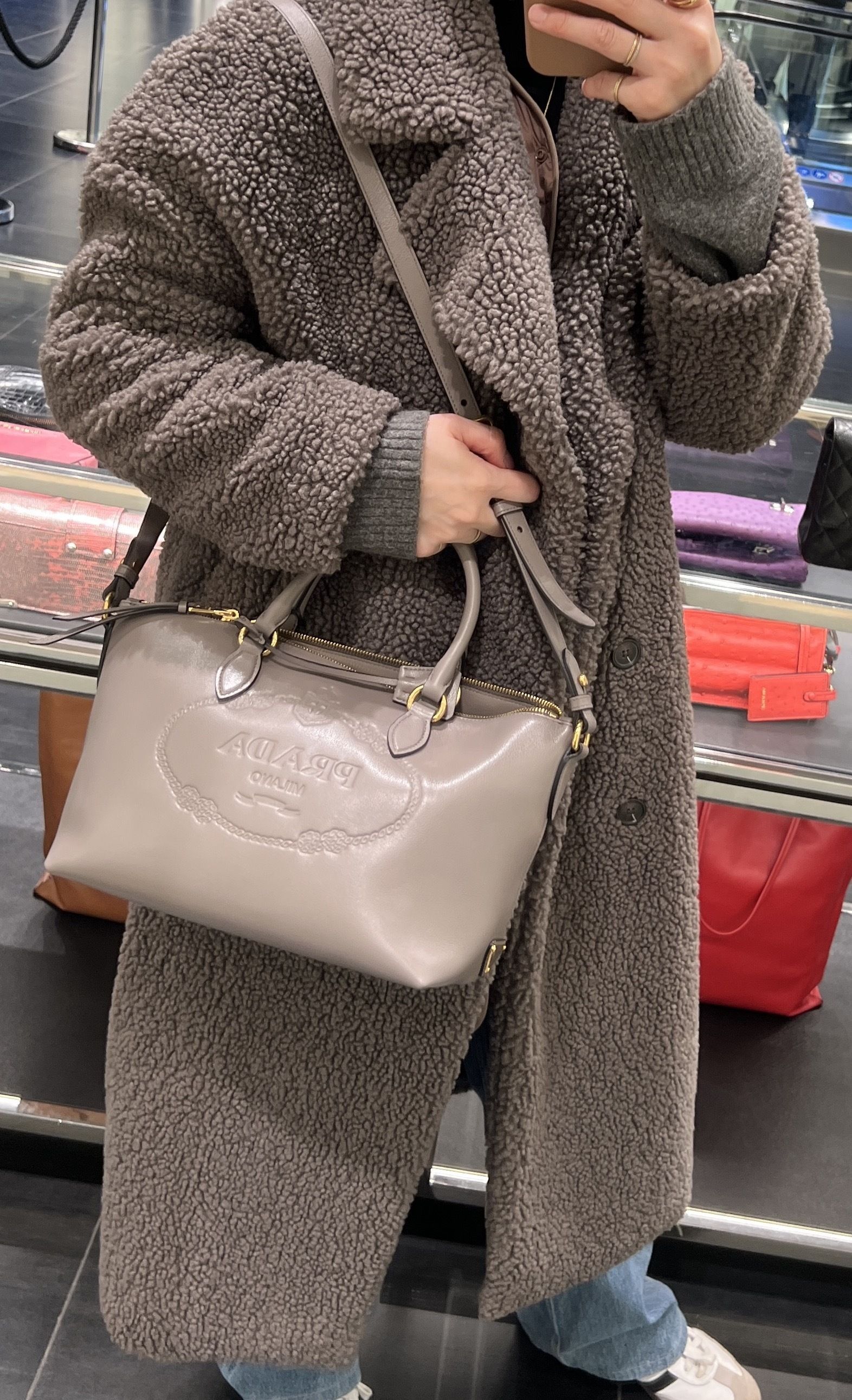 【セール】PRADA エンボスロゴ カーフ ハンドバック1BA104 セール】PRADA エンボスロゴ カーフ ハンドバック1BA104 (PRADA