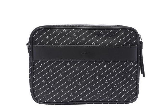 から厳選した A.P.C. 正規品/関税/送料込み Miles カメラバッグ (A.P.C. バッグ