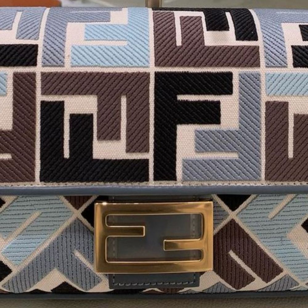 24SS【FENDI】バゲット マルチカラーキャンバス バッグ FF刺繍