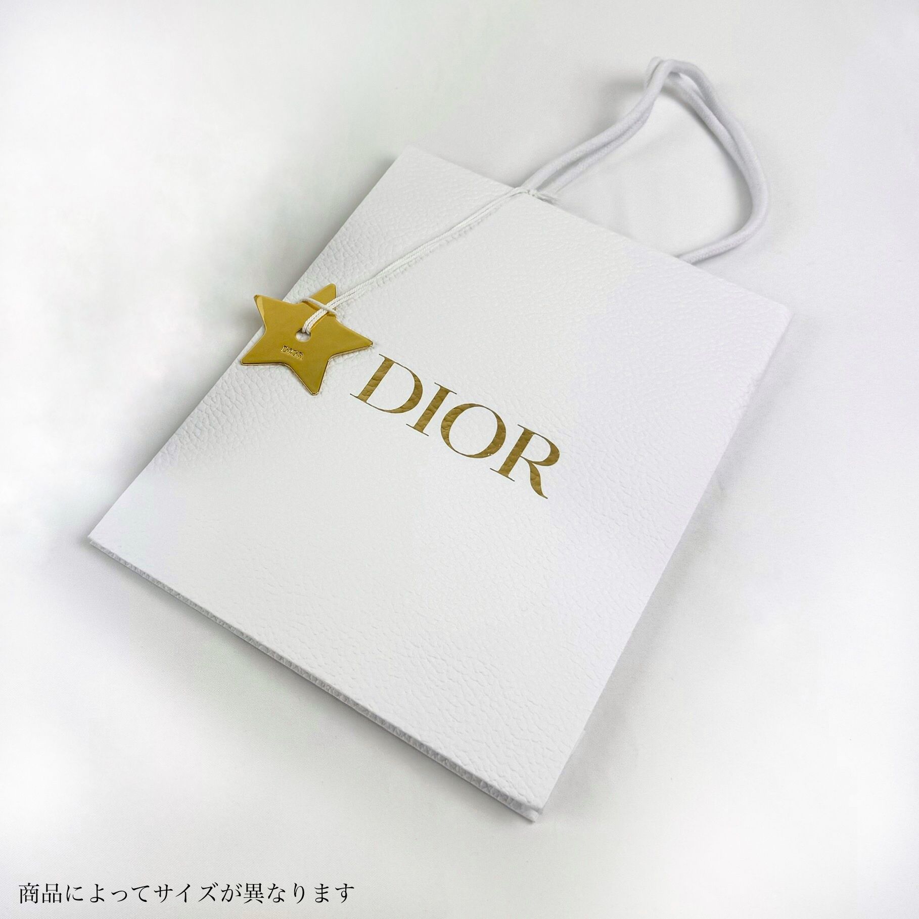 【Dior】ディオール LADY DIOR iPhone15 Pro S6003ONHG_M030 Dior】ディオール LADY DIOR iPhone15 Pro S6003ONHG_M030 (Dior