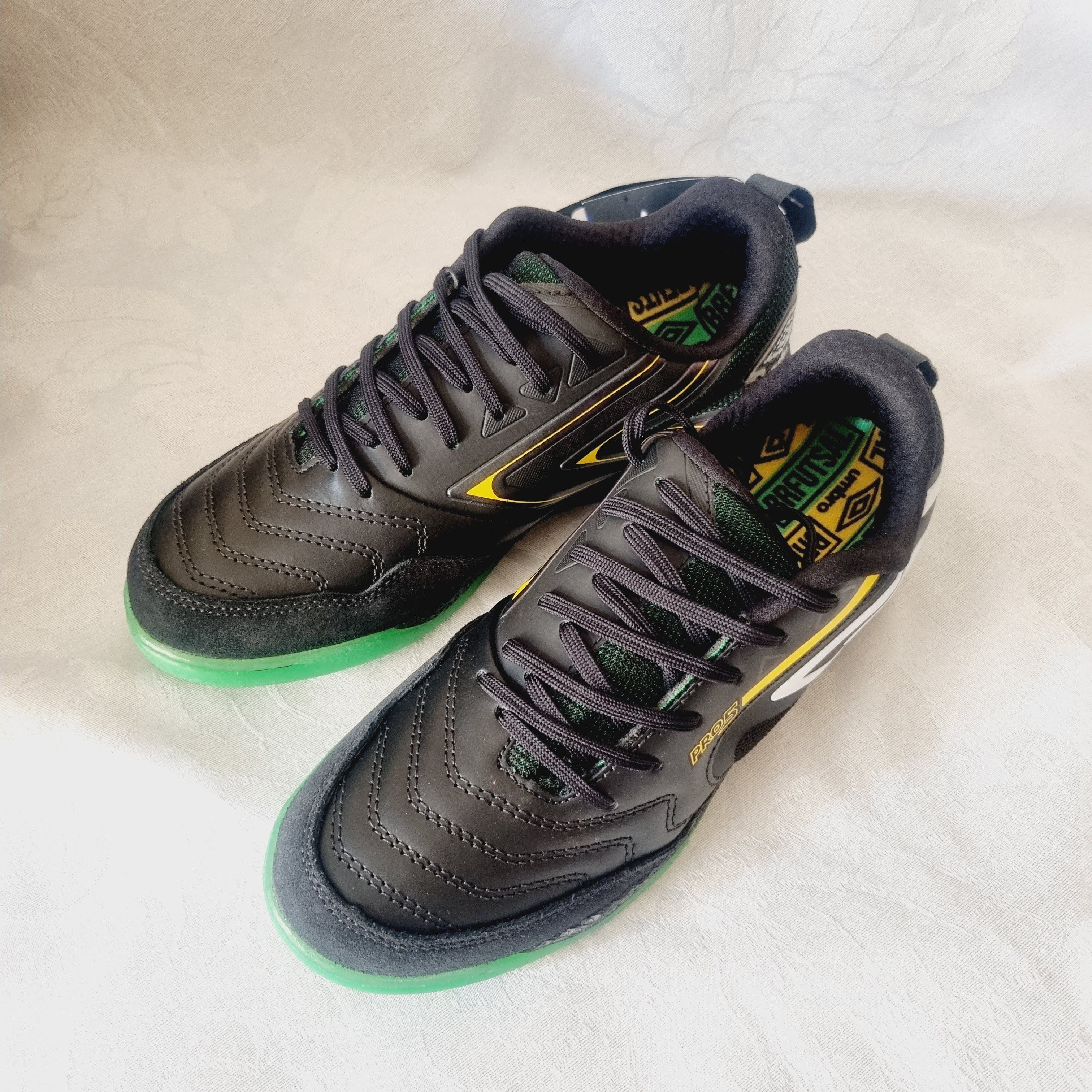 アンブロ】フットサルシューズ Umbro Pro 5 Bump Brfutsal