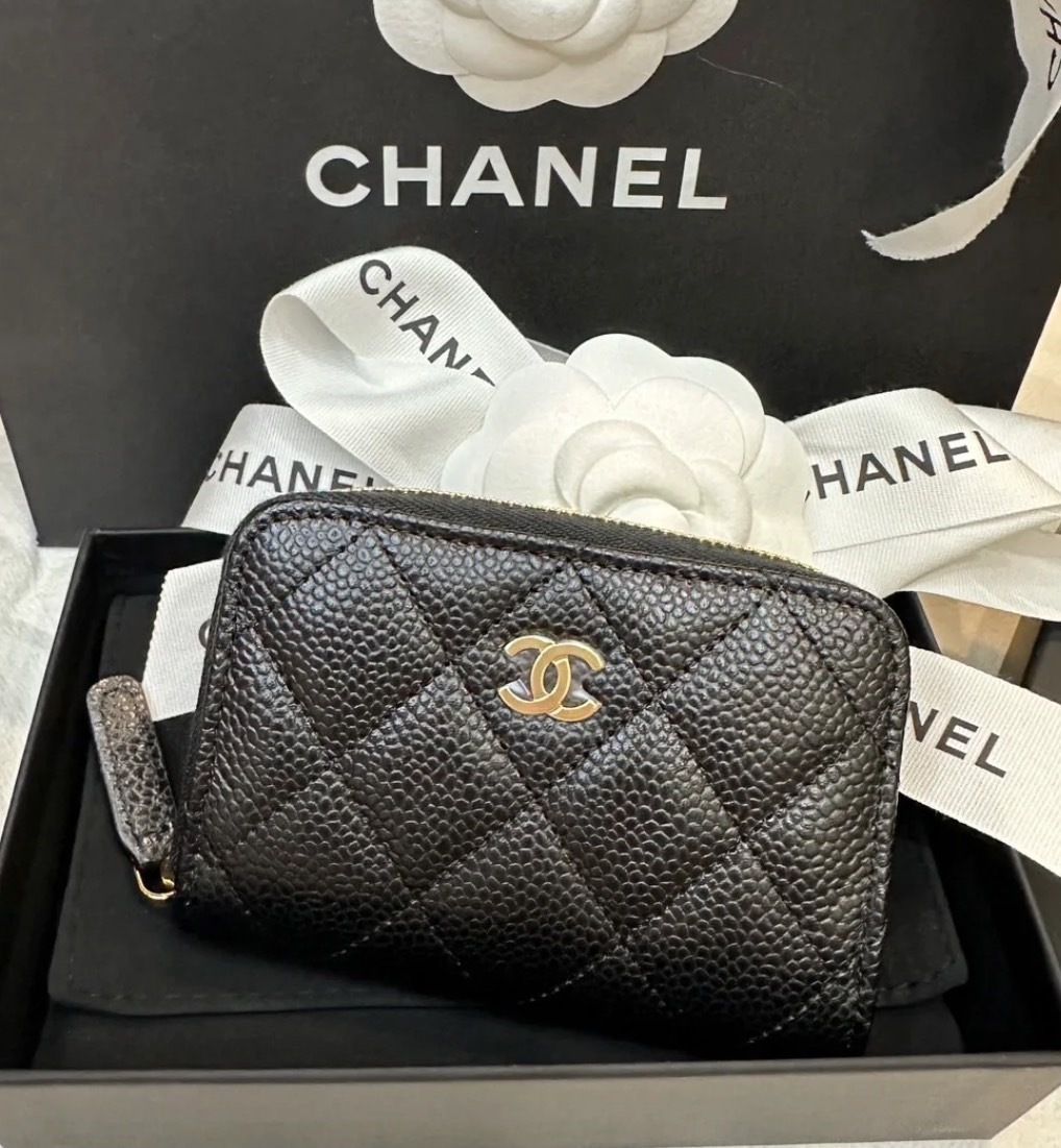 コンパクトで可愛い♪【CHANEL】 ジップ コインパース コンパクトで可愛い】CHANEL ジップコインパース ミニ財布